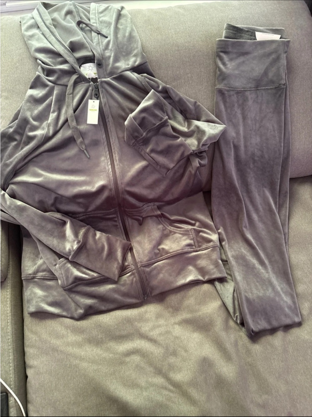 Aerie leggings and zip up set NWT